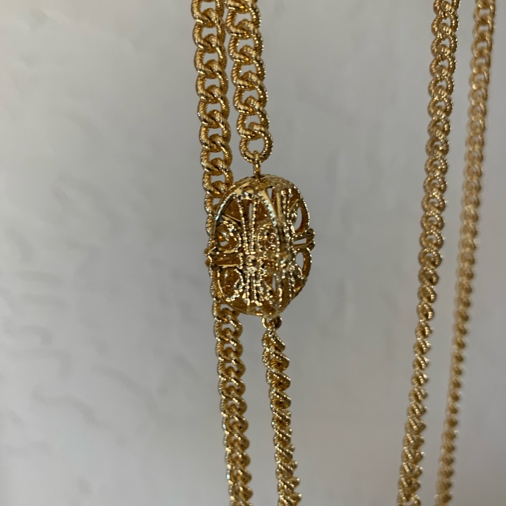 Chain - Picture 3 of 3